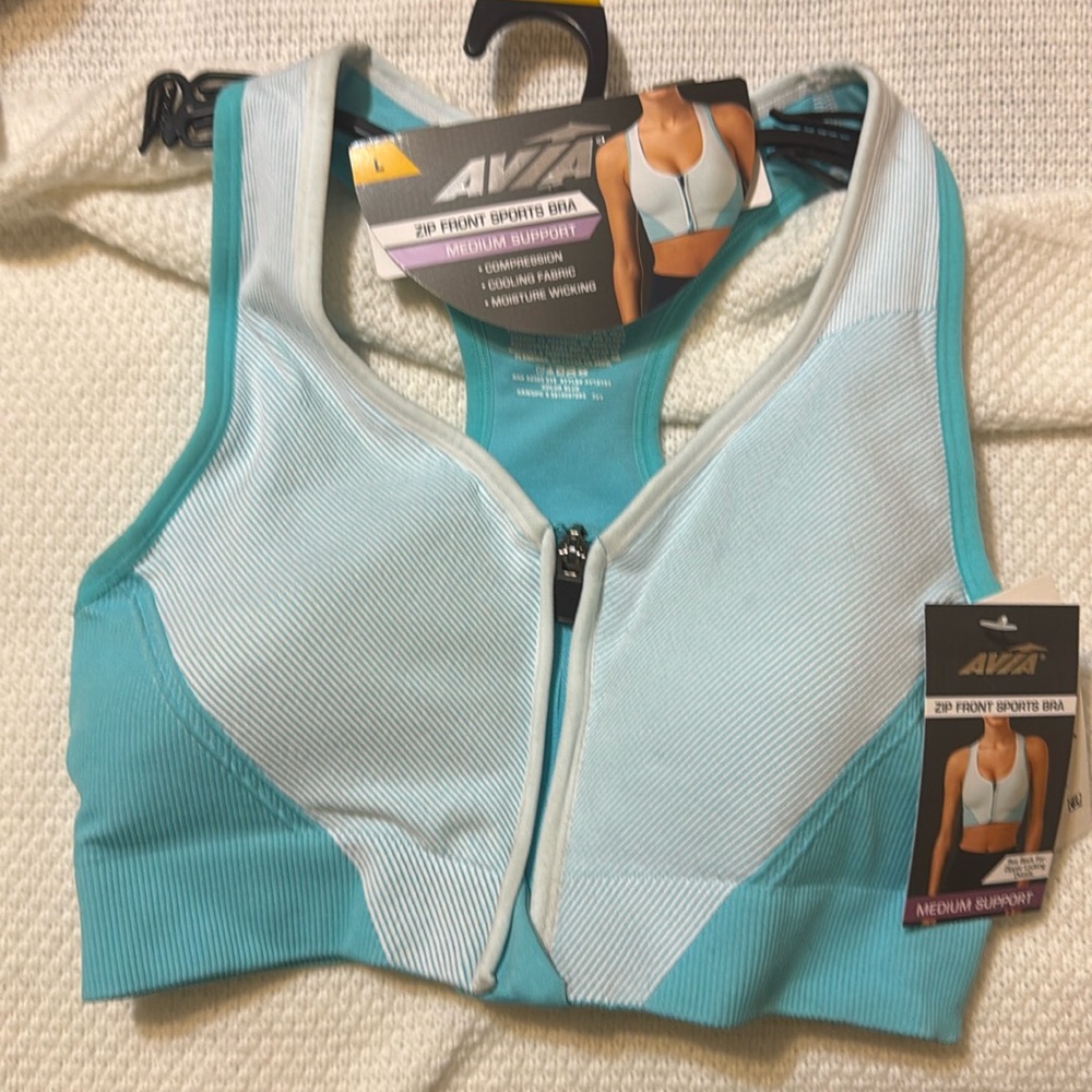 Avis zip front sports bra